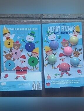 🎉New Da Bomb Merry Fizzmas 6 days of Festive Fizzers Holiday bath bombs 2 sets!